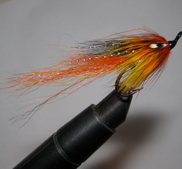 ���� �������� �� �������� Junglecock Cascade Fire Tail Mustad Black �6